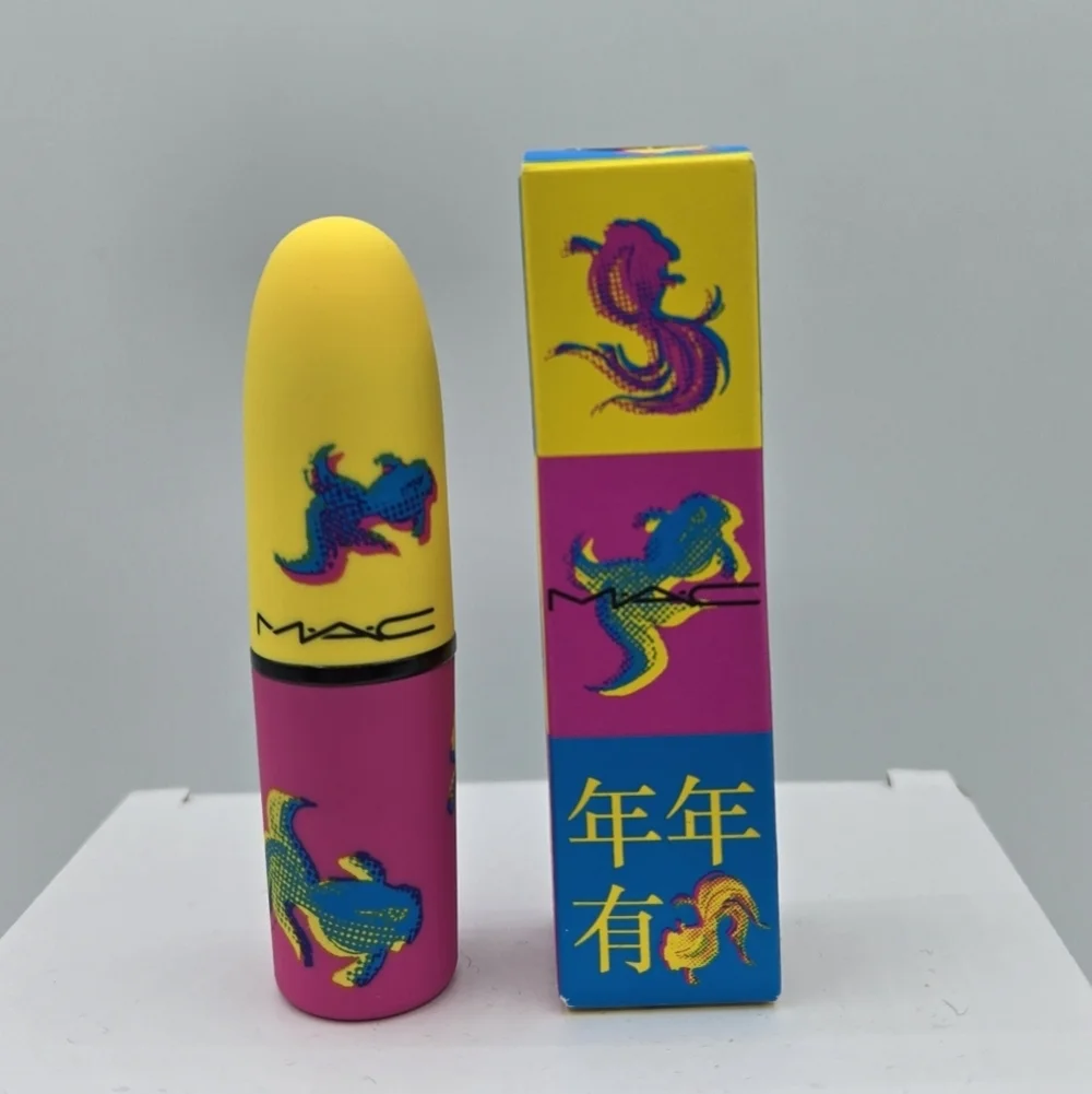 MAC Healthy Wealthy and Thriving Powder Kiss Lipstick